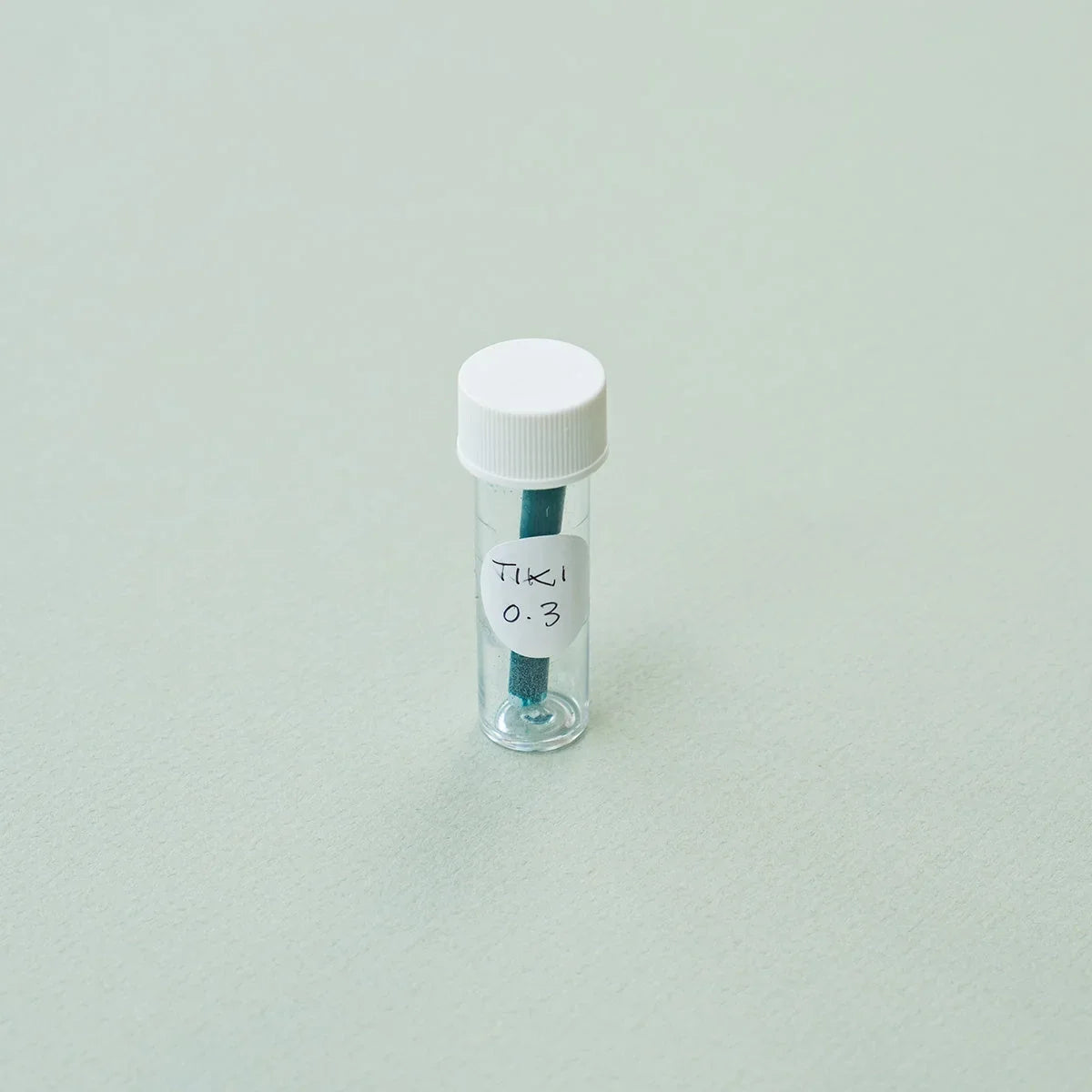 Tom's Studio Lumos Reservoir & Tip Container