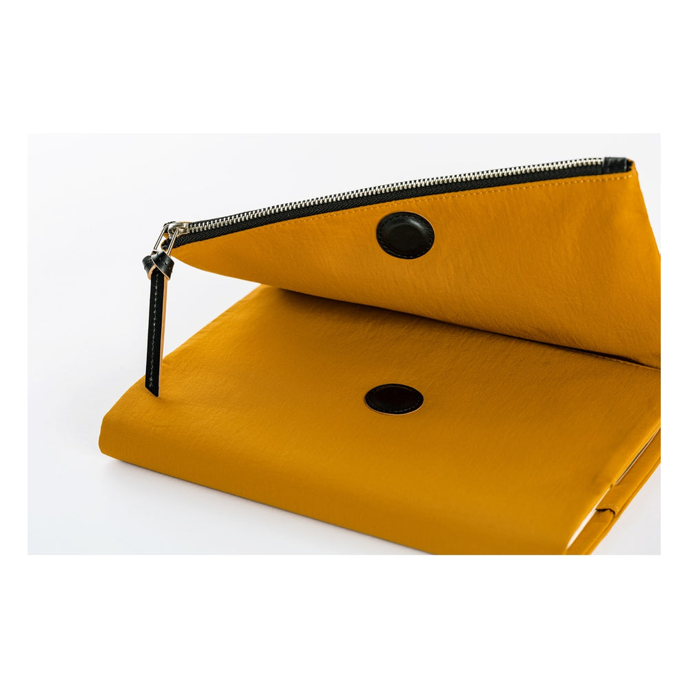 Hobonichi A5 Cover Tragen: Mustard
