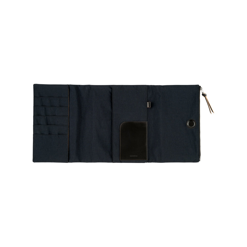 Hobonichi A5 Cousin Cover Tragen: Black