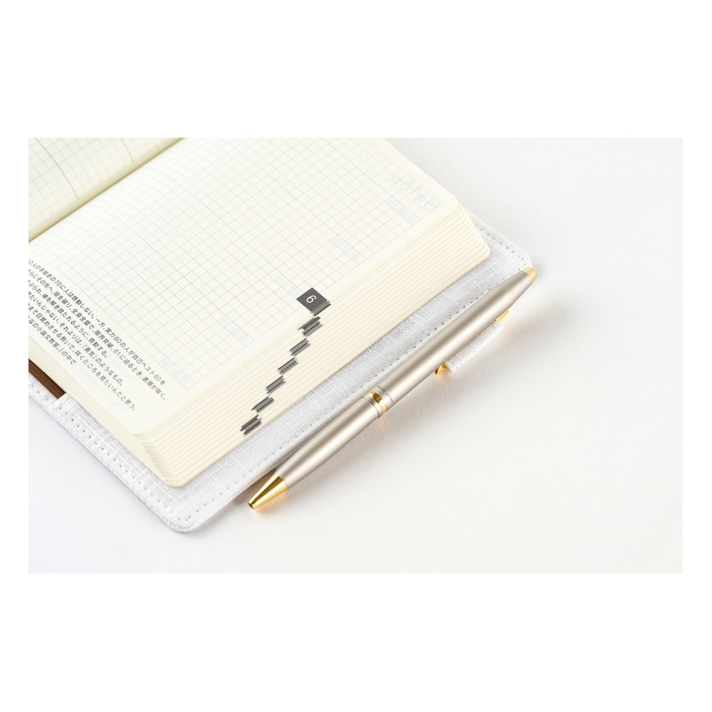 Hobonichi A6 5-Year Book Gift Edition iyo okumi: haconiwa (2027-2031)