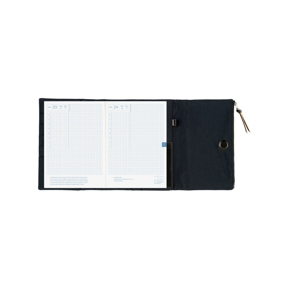 Hobonichi A5 Cousin Cover Tragen: Black